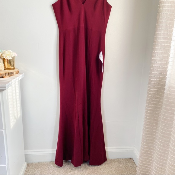 Dress The Population Iris
Gown Size XL New $198 - Picture 7 of 10